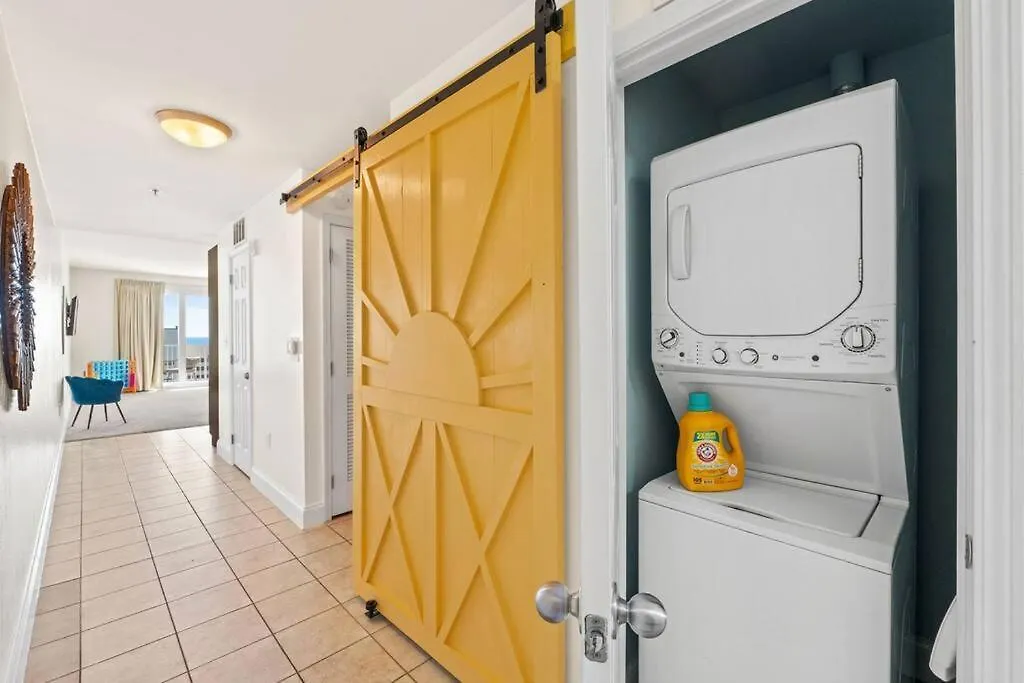 Beachfront,5Pools,2Hottubs,Pickleball,Gym,Jetskis Panama City Beach Villa